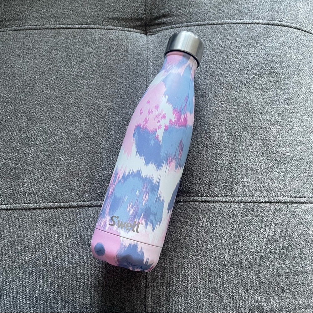 S’well water bottle